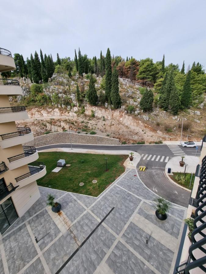 Fantastic New Centre Apartment Podgorica Eksteriør bilde